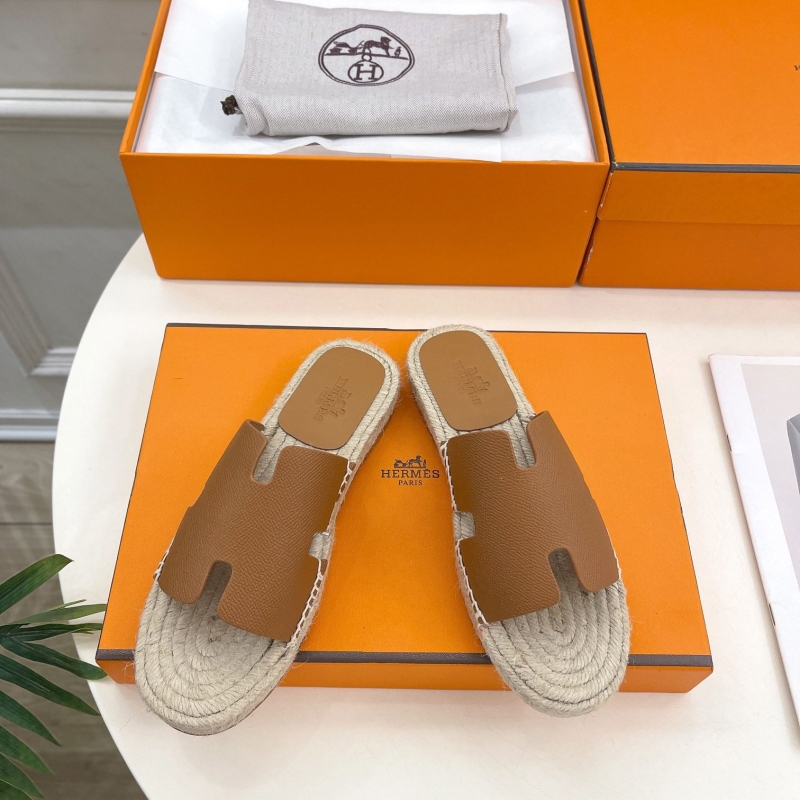 H**mes slippers